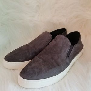 EUC Vince Pointed Toe Slip ons size 9